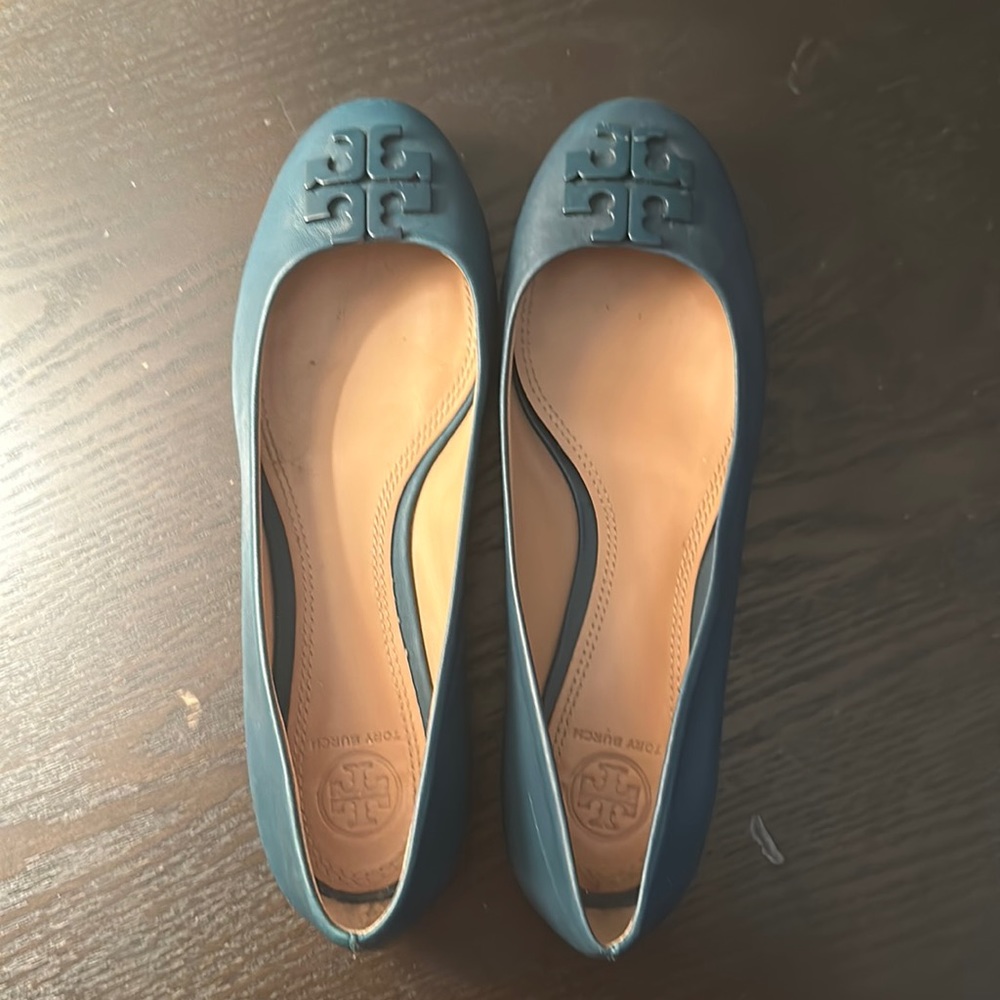 Tory Burch flats in teal